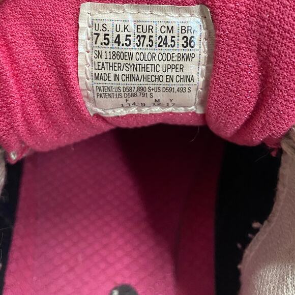 Skechers D' Lites Women's Running Sneakers US 7.5 Black Pink Leather Lace Up - Picture 2 of 9